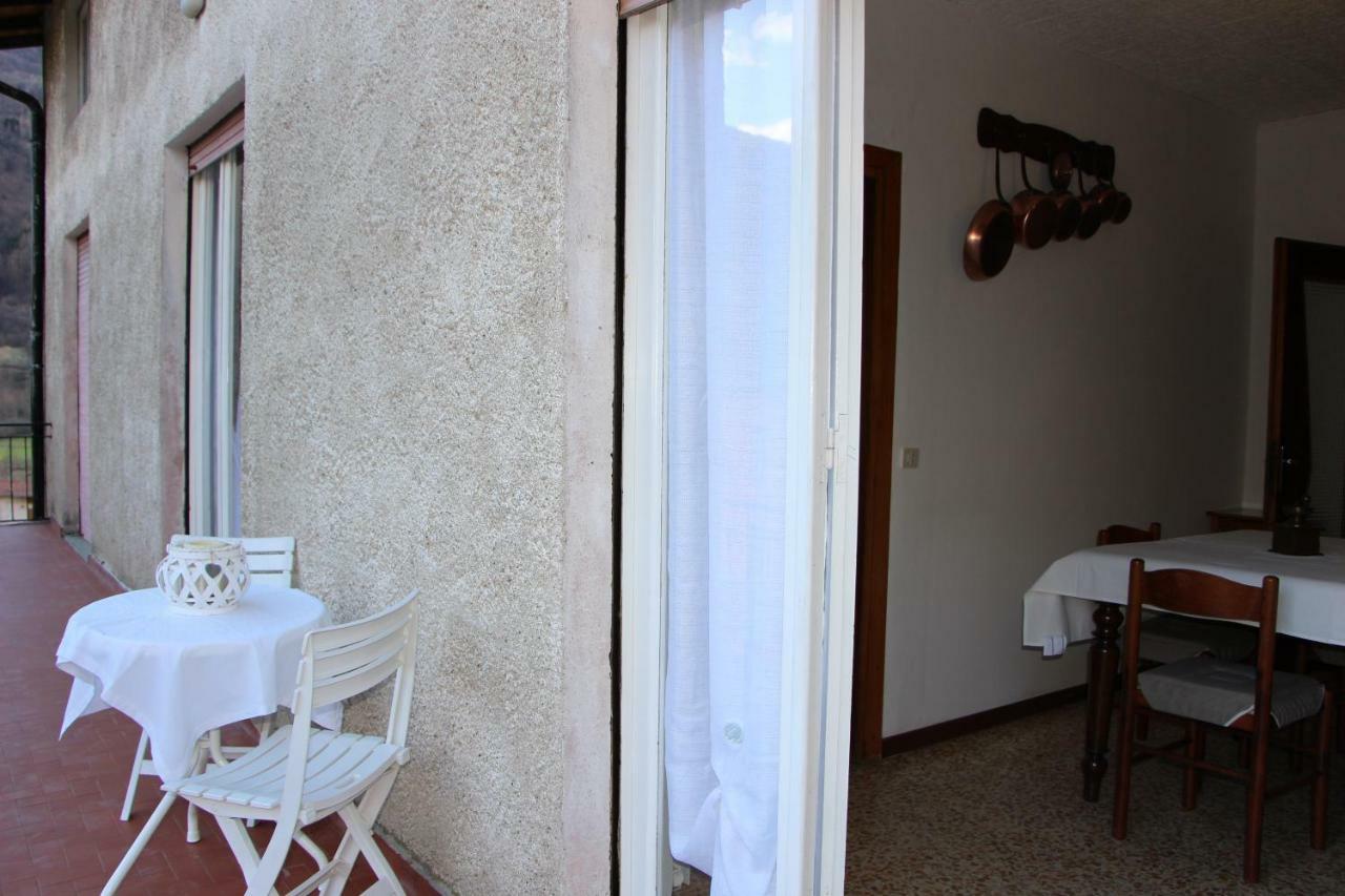 Ferienwohnung Casa Di Gianni Primaluna Exterior foto