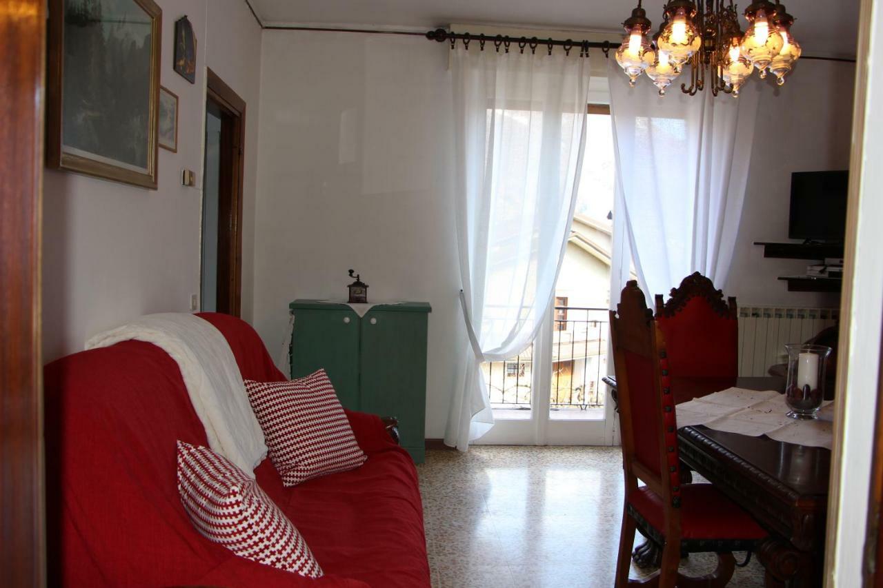 Ferienwohnung Casa Di Gianni Primaluna Exterior foto